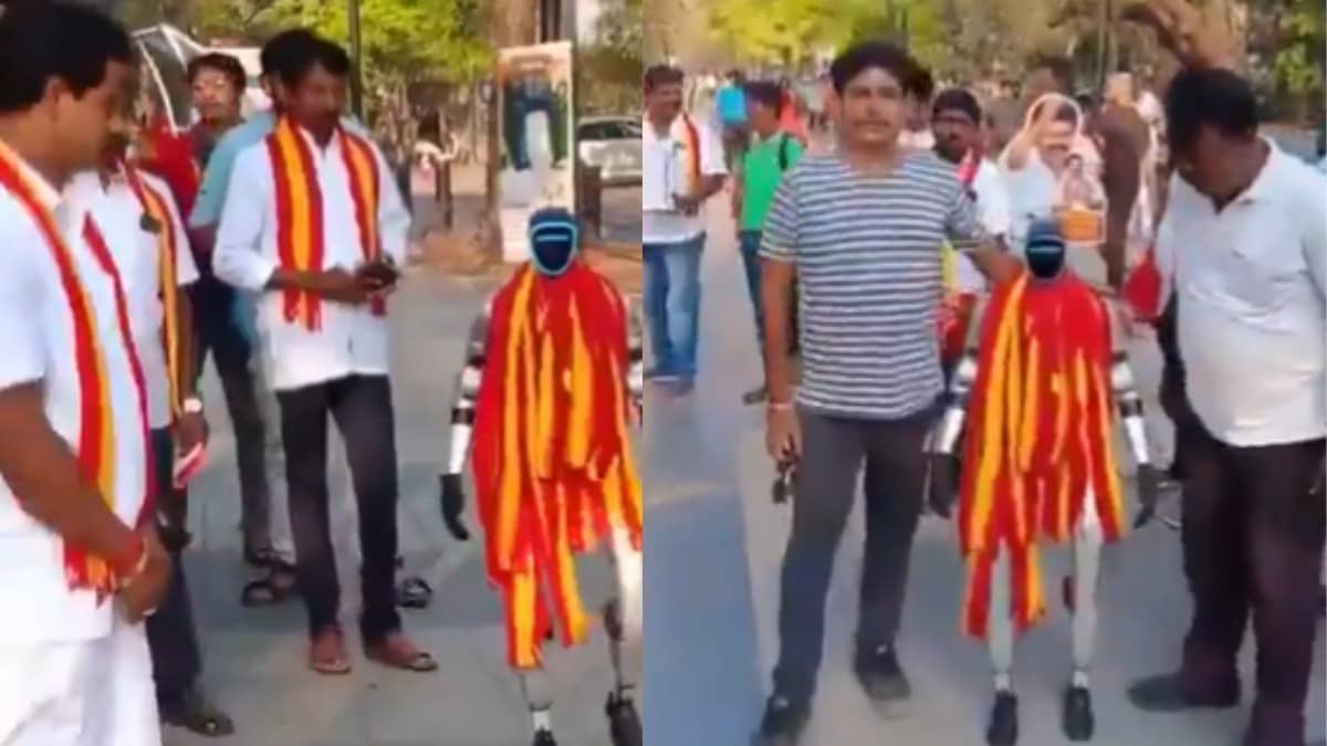 After Vijay's 3D Hologram, TVK's Robot Steals The Spotlight In Coimbatore Campaign | Watch