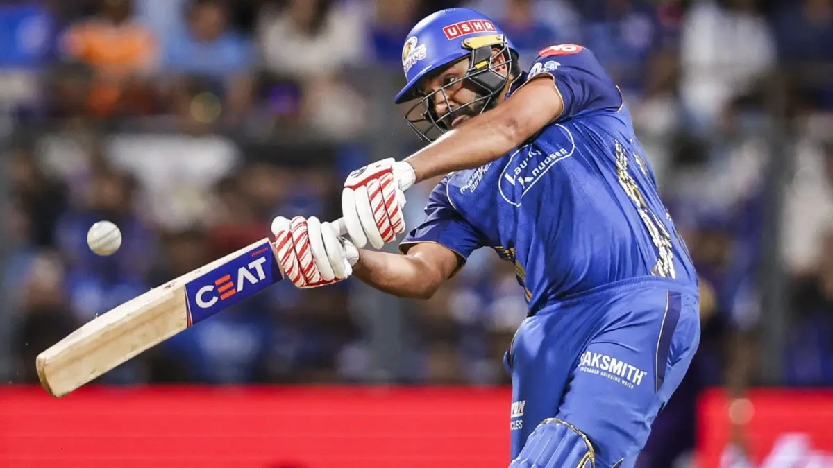 Rohit Sharma's Transformation Garners Praise From Sunil Gavaskar Ahead Of DC vs MI Clash In IPL 2026: 'He Has Clearly Worked Very Hard' Rohit Sharma in action