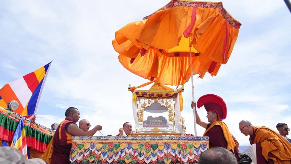 Sacred Piprahwa Relics of Lord Buddha Arrive in Leh Amid Rain-Kissed Welcome, Thousands Join Grand Procession