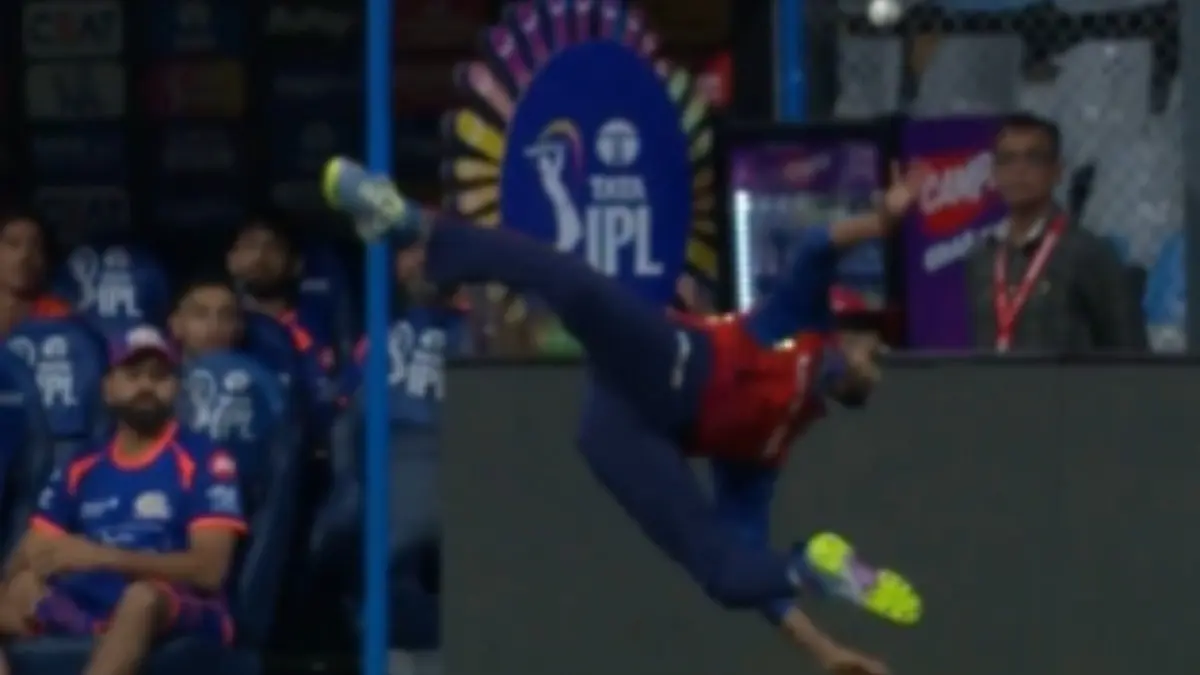 WATCH | Rohit Sharma's PRICELESS Reaction When Shreyas Iyer's Catch Ends Hardik Pandya's Innings; Video Goes VIRAL Shreyas Iyer, Rohit Sharma