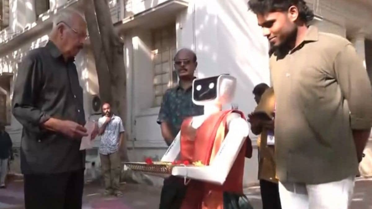 Tamil Nadu Polls: Student-Built Robot Greets Voters, Promotes 100% Turnout in Coimbatore