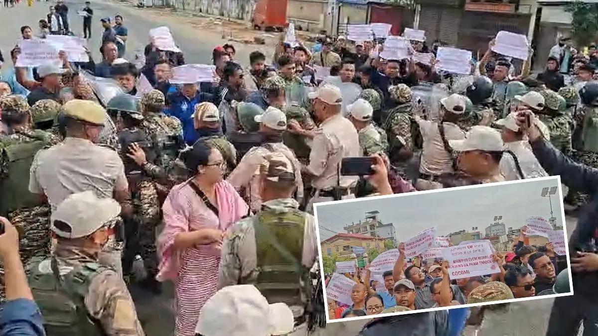 Tension Flares in Manipur as Protesters Storm CM’s Bungalow, Demand Resignation of Chief Minister & Home Minister Tension Flares in Manipur as Protesters Storm CM’s Bungalow, Demand Resignation of Chief Minister & Home Minister