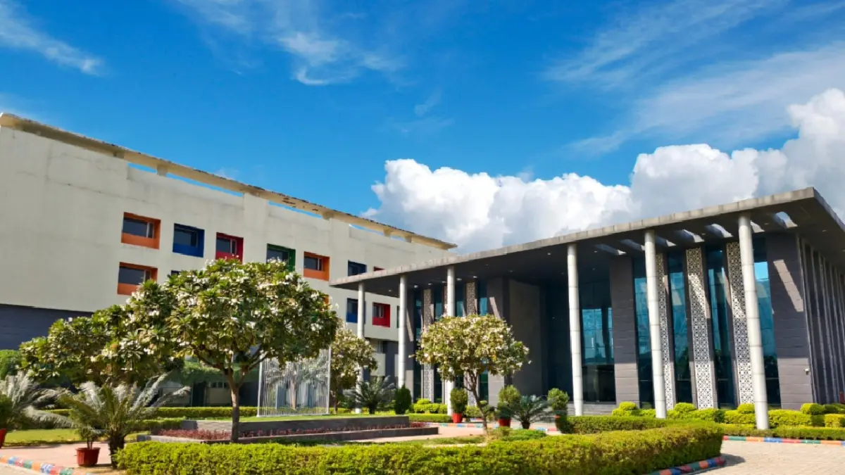 द विजडम ट्री स्कूल: मूल्यों, कौशल और भविष्य के लिए तैयार शिक्षार्थियों का संवर्धन The Wisdom Tree School