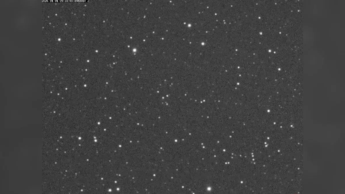 Time-Lapse Video Captured From Earth Shows Artemis II Spacecraft Moving Towards Moon Time-Lapse Video Captured From Earth Shows Artemis II Spacecraft Moving Towards Moon