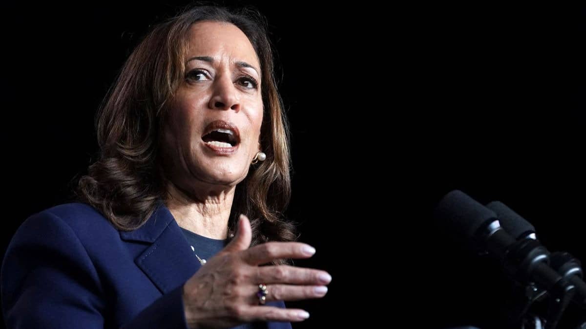 Trump 'Pulled Into' Iran War By Netanyahu As 'Feeble Attempt' To Distract From 'Epstein Files': Former VP Harris