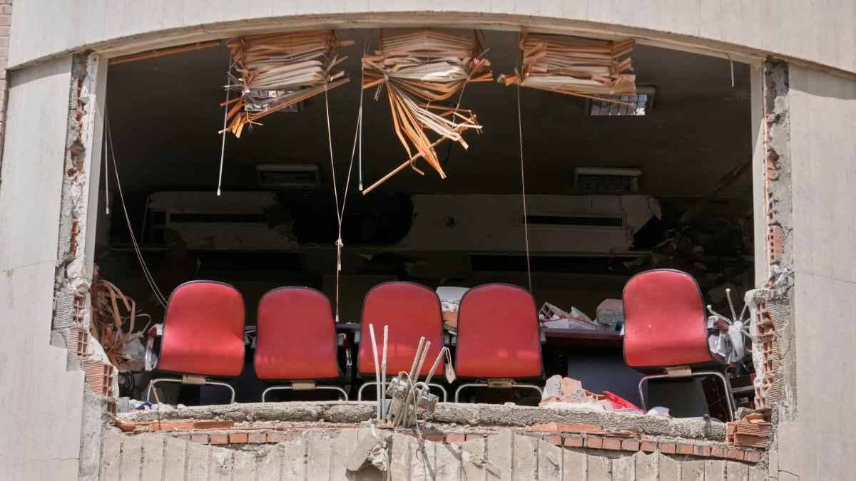 Trump Says 'Time Is Running Out' As US-Israel Hit Nuclear Site In Iran, Search On For F-35 Fighter Pilot