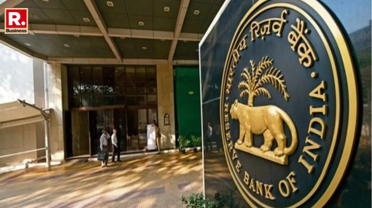 RBI’s Dual-Pronged Strategy: Redefining Customer Protection In The Digital Age RBI’s Dual-Pronged Strategy: Redefining Customer Protection In The Digital Age
