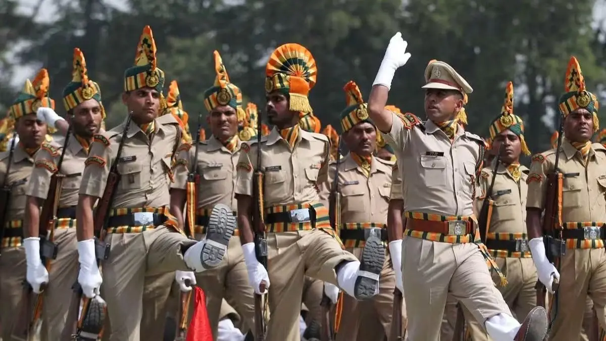 UP Police Bharti 2026: CM योगी का बड़ा तोहफा, यूपी पुलिस में 81,000 पदों पर होगी सीधी भर्ती; जानें पूरी प्रक्रिया UP Police Bharti 2026