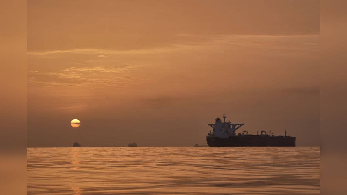 US Hunting For Explosive Mines In Latest Push To Open Strait of Hormuz