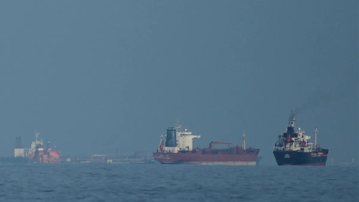 $13 Billion Monthly Toll: How US Blockade Near Strait of Hormuz Could Work & Its Impact Ahead For Global Economy US-Iran War: US Naval Blockade Of Strait Of Hormuz Begins, Iran Says 'Cut Off One’s Nose To Spite One’s Face'