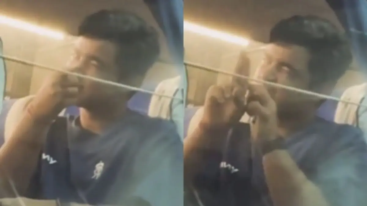WATCH | Vaibhav Sooryavanshi's Heartwarming Act in RR Team Bus Should End The 'Age' Controversy; Video Goes Viral Vaibhav Sooryavanshi