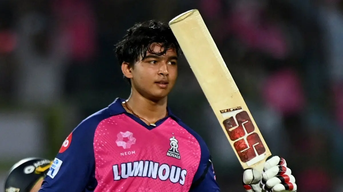 Vaibhav Sooryavanshi Has AI Chip in His Bat? Pakistani Analyst's Bizarre Claim Amid IPL 2026 Season Vaibhav Sooryavanshi