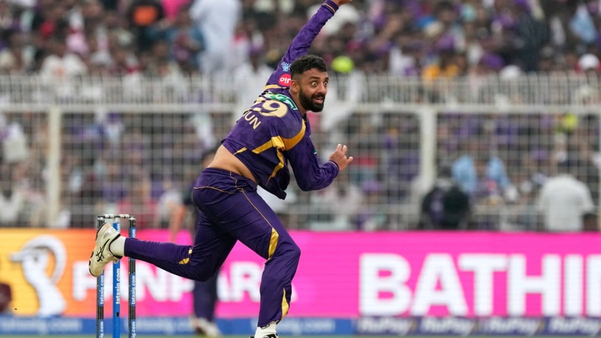 Varun Chakaravarthy in action