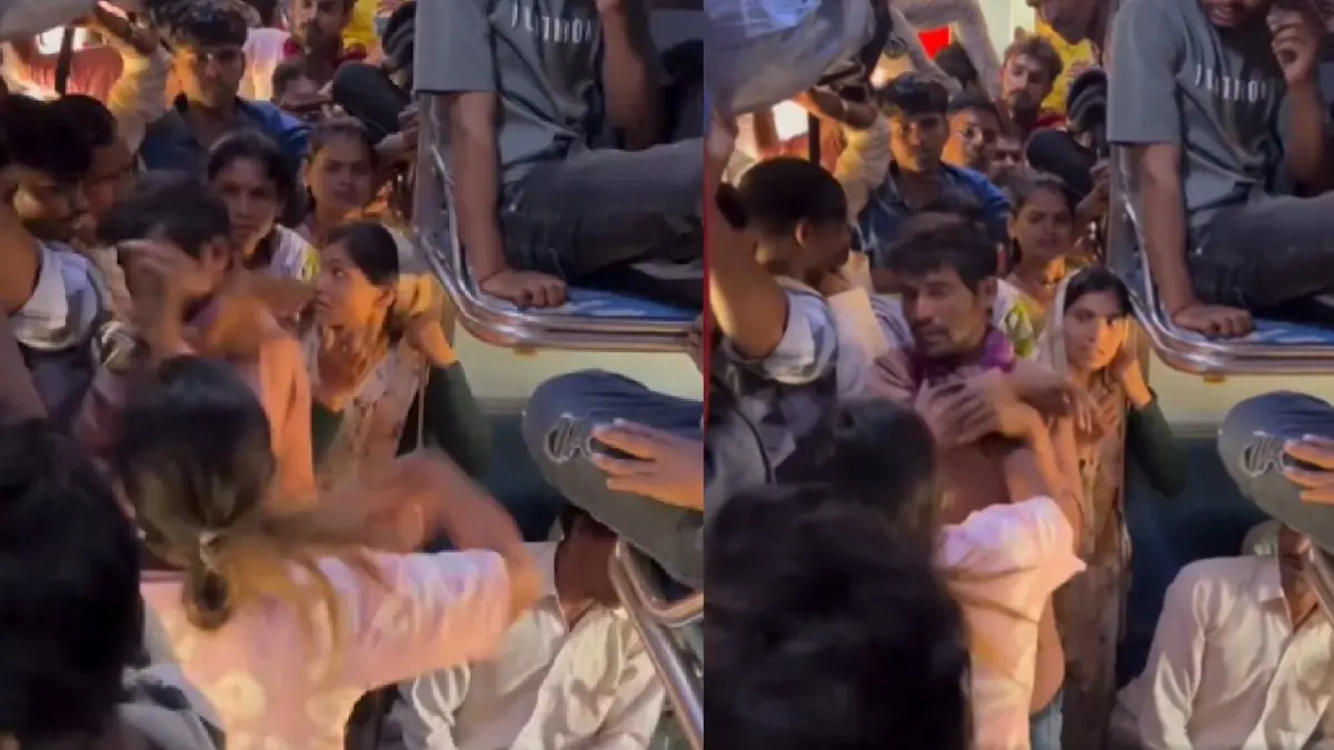 VIRAL VIDEO: 'तू ही था ना, क्या पकड़ा था...', भारतीय रेल में लड़की छेड़ने पर महिला ने शख्स की कर दी धुनाई, जड़ दिए कई थप्पड़ VIRAL VIDEO