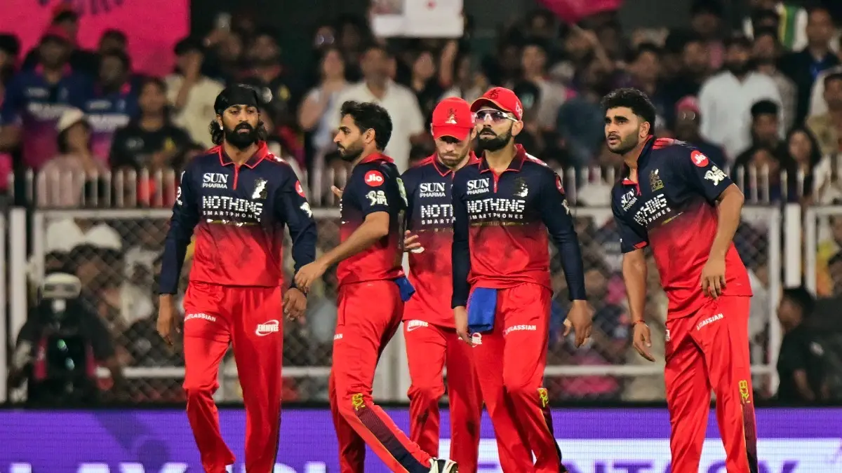 'This Is RCB’s Time': Virat Kohli and Co Tipped To Defend IPL Title After Dominant Start To Campaign Virat Kohli celebartes a wicket with RCB players