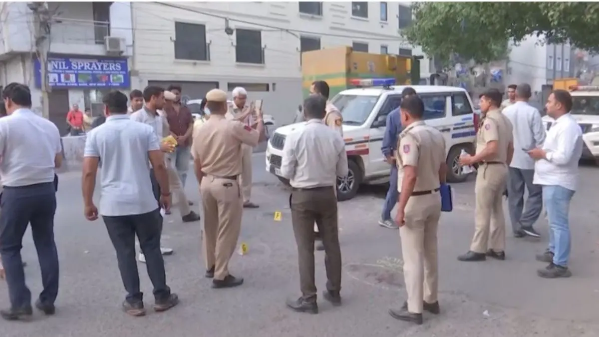 One Injured In Firing In Delhi's Karol Bagh Over 'Personal Enmity'; Probe Underway x