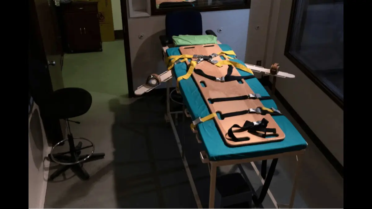 US Adding Firing Squads, Electrocution and Gassing to Federal Execution Methods X