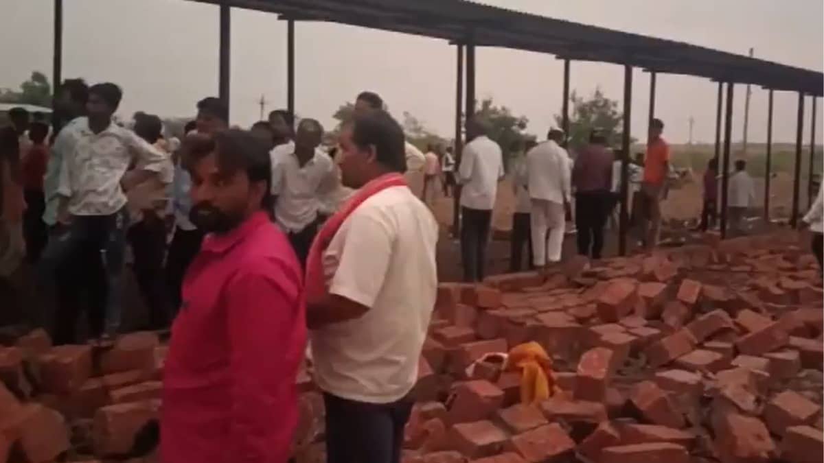 6 Killed, 12-14 Injured As Temple Wall Collapses Amid Strong Winds In Sangli
