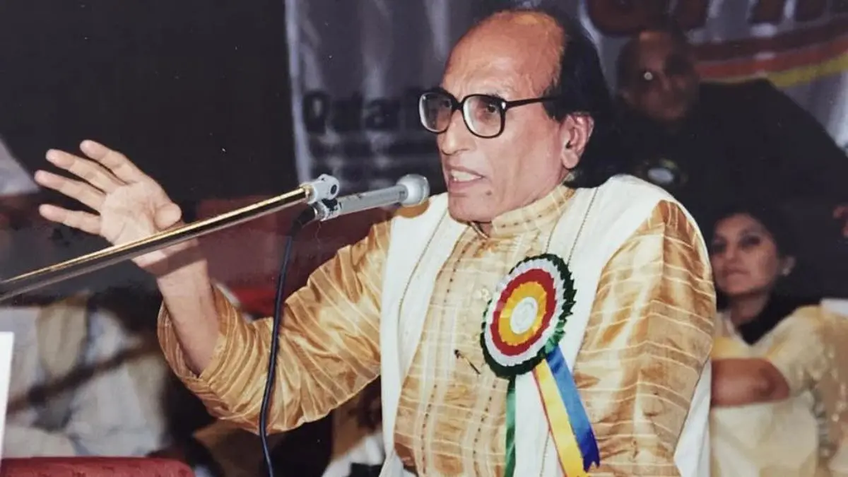 Renowned Urdu Shayar Bashir Badr Breathes His Last At 91, Literary Fraternity Mourn Demise A file photo of Bashir Badr
