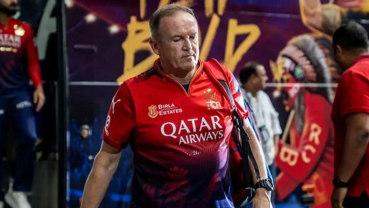 RCB in Trouble; Coach Andy Flower Fined by BCCI For 'Audible Obscenity' During IPL 2026 Match vs MI Andy Flower