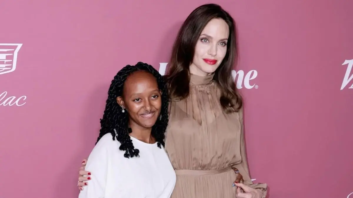 Angelina Jolie's Daughter Zahara Drops Dad Brad Pitt's Surname At Graduation Ceremony, Video Goes Viral Angelina Jolie's Daughter Zahara Drops Dad Brad Pitt's Surname