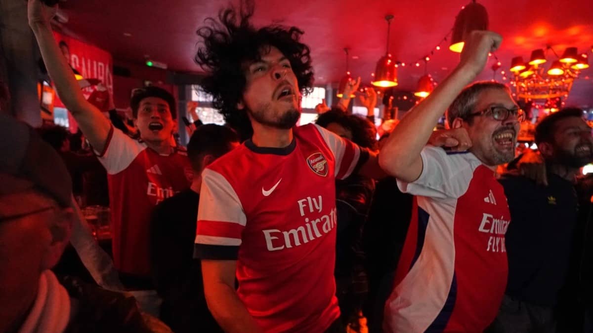 Arsenal wins its first Premier League title in 22 years