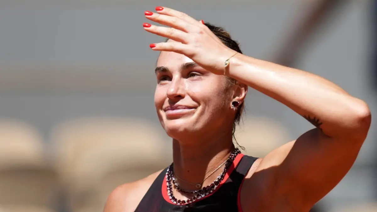 Aryna Sabalenka Takes Advantage Of Heat Wave In French Open Win, Daniil Medvedev Loses In 5 Sets Aryna Sabalenka in action at French Open