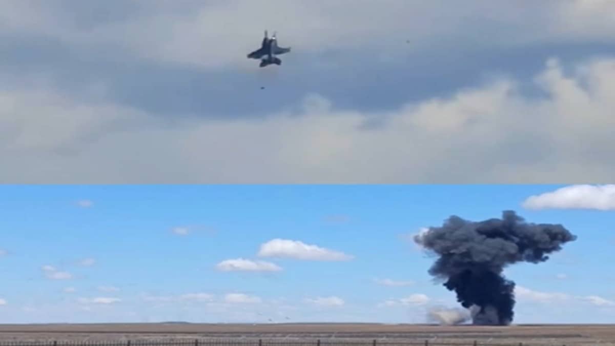BREAKING: 2 US F-18 Fighter Jets Collide Mid-Air During Mountain Home Air Show In Idaho