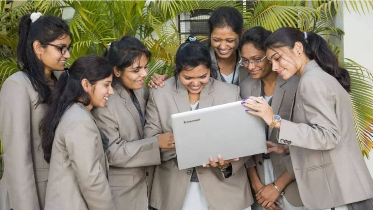 CBSE 12th Result 2026 Live Updates: CBSE Declares Results At results.cbse.nic.in, 85.20% Students Pass