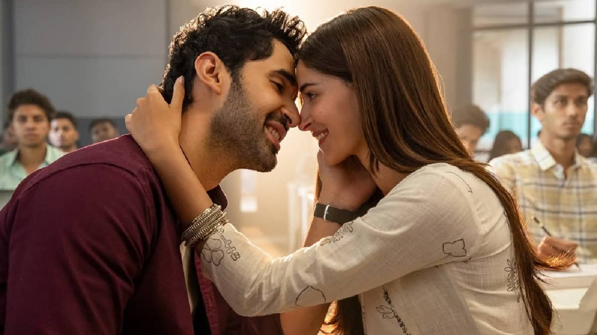 Chand Mera Dil: अनन्या पांडे-लक्ष्य की फिल्म पर चली सेंसर बोर्ड की कैंची, काटे गए डेढ़ मिनट के किसिंग सीन्स