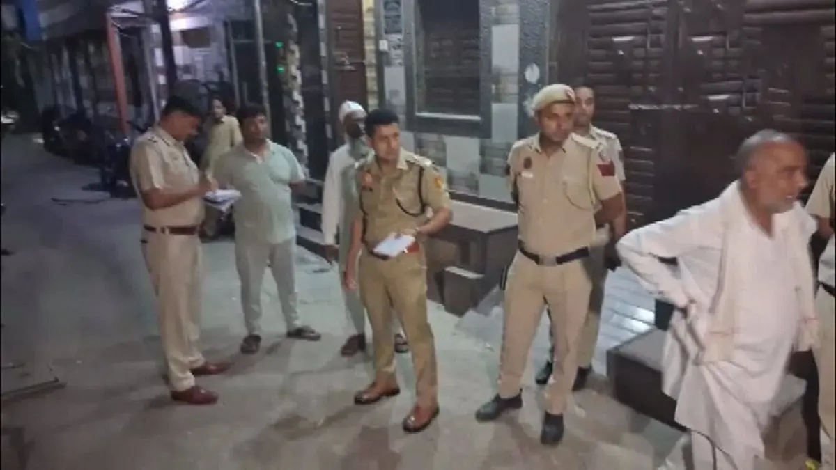 Delhi Horror: 16-Year-Old Stabbed To Death By Minors In Gautam Vihar; Investigation Underway Delhi Horror: 16-Year-Old Stabbed To Death By Minors In Gautam Vihar; Investigation Underway