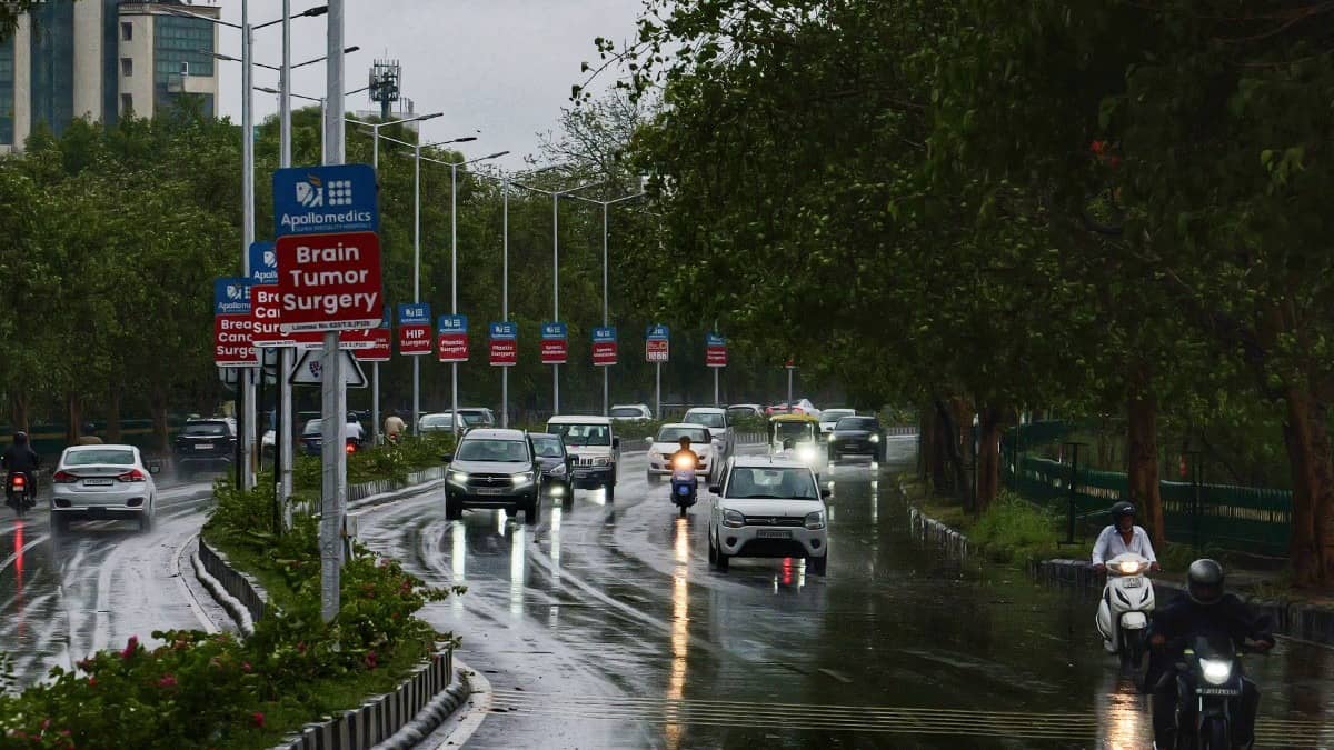 Delhi, Varanasi Storms as Heatwave Grips North India