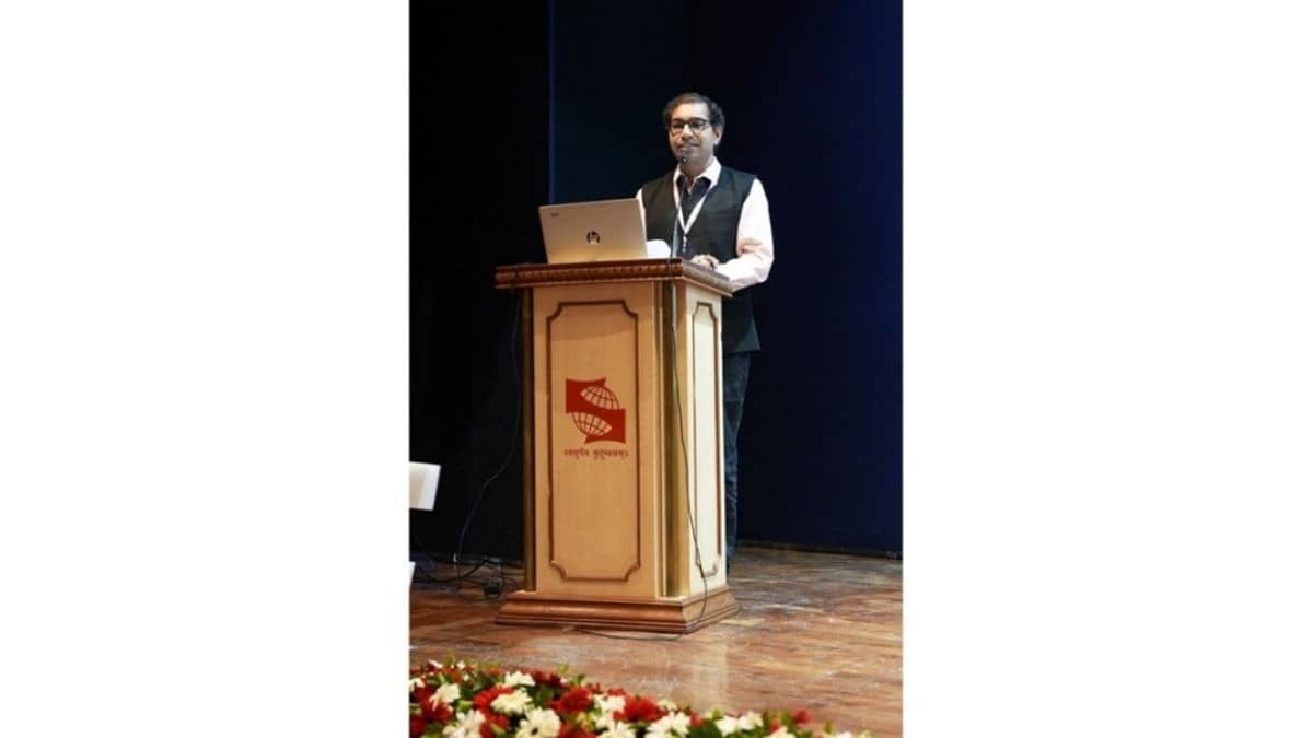 republicworld.com - Initiative Desk - A Scholar Who Reviews Global Research: Dr. Saini's Expanding Academic Footprint