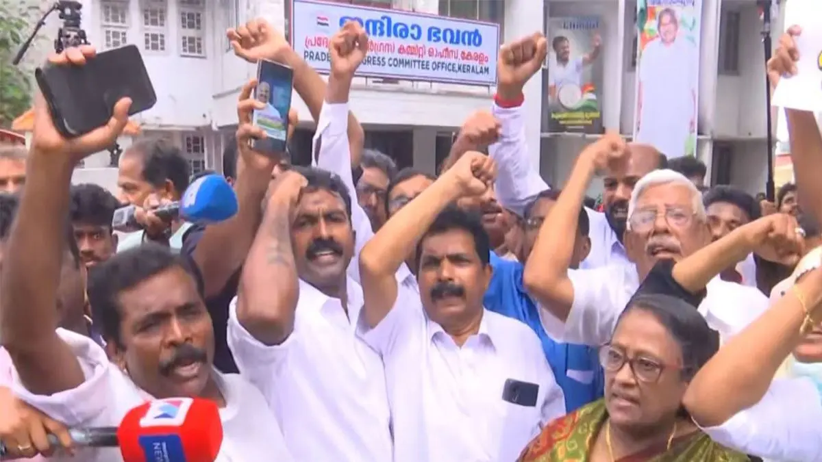 From Groundwork To Power: Celebrations Sweep Keralam As Congress Picks V D Satheesan As CM Face From Groundwork To Power: Celebrations Sweep Keralam As Congress Picks V D Satheesan As CM Face