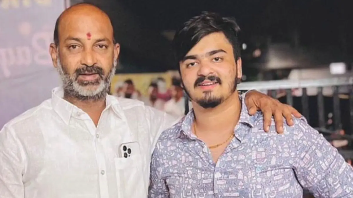 Girl Accuses Union Minister Bandi Sanjay's Son Of Sexually Assaulting Her At Telangana Farmhouse, He Alleges 'Honey Trap' Girl Accuses Union Minister Bandi Sanjay's Son Of Sexually Assaulting Her At Telangana Farmhouse, He Alleges 'Honey Trap'