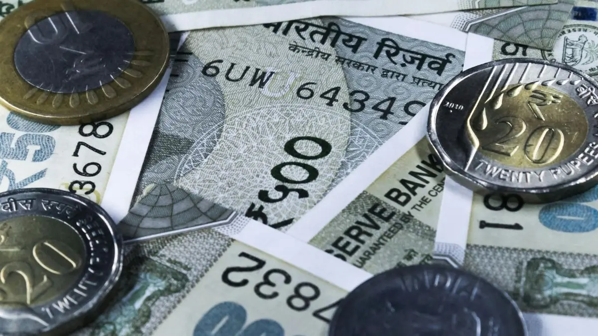 India’s GST Collection Surges 8.7% YoY in April 2026; Growth Fueled by Domestic Consumption Graph showing 8.7% YoY growth in India's GST collections for April 2026.