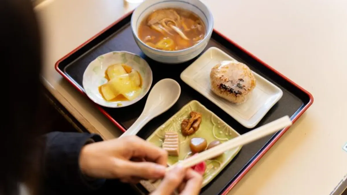 What Is Hara Hachi Bu? The Japanese Eating Habit Linked To Longevity Hara Hachi Bu