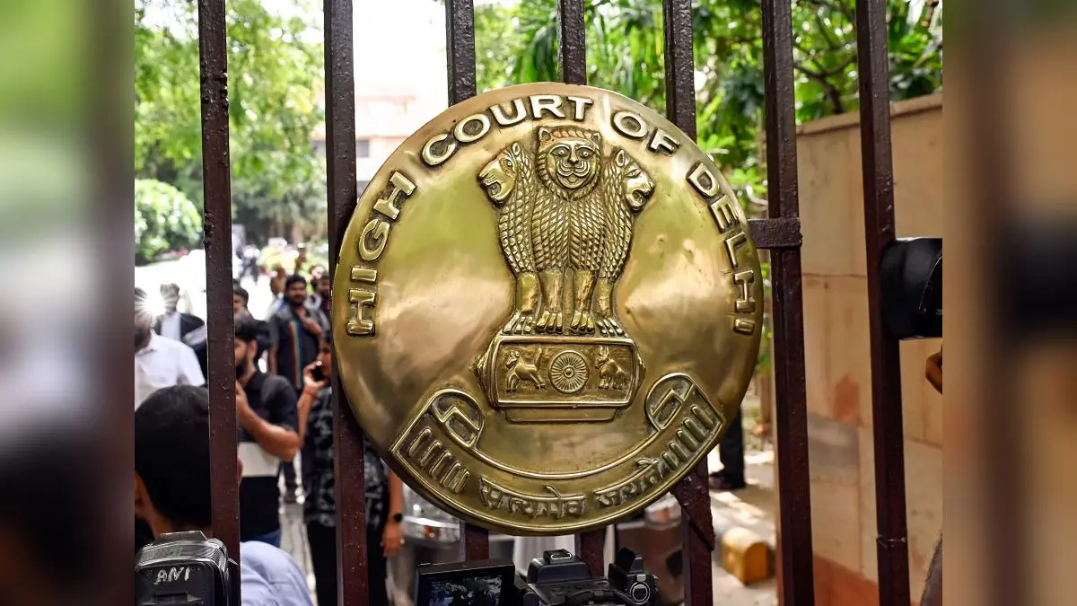 He Has Right To Breathe Fresh Air: Delhi HC Grants Bail To AIDS Patient In Drugs Case He Has Right To Breathe Fresh Air: Delhi HC Grants Bail To AIDS Patient In Drugs Case