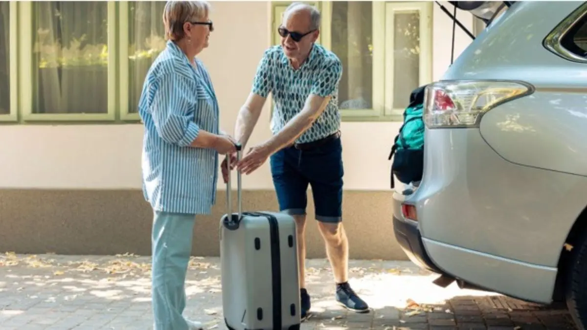How to Compare Senior Citizen Travel Insurance without Focusing Only on Price How to Compare Senior Citizen Travel Insurance without Focusing Only on Price
