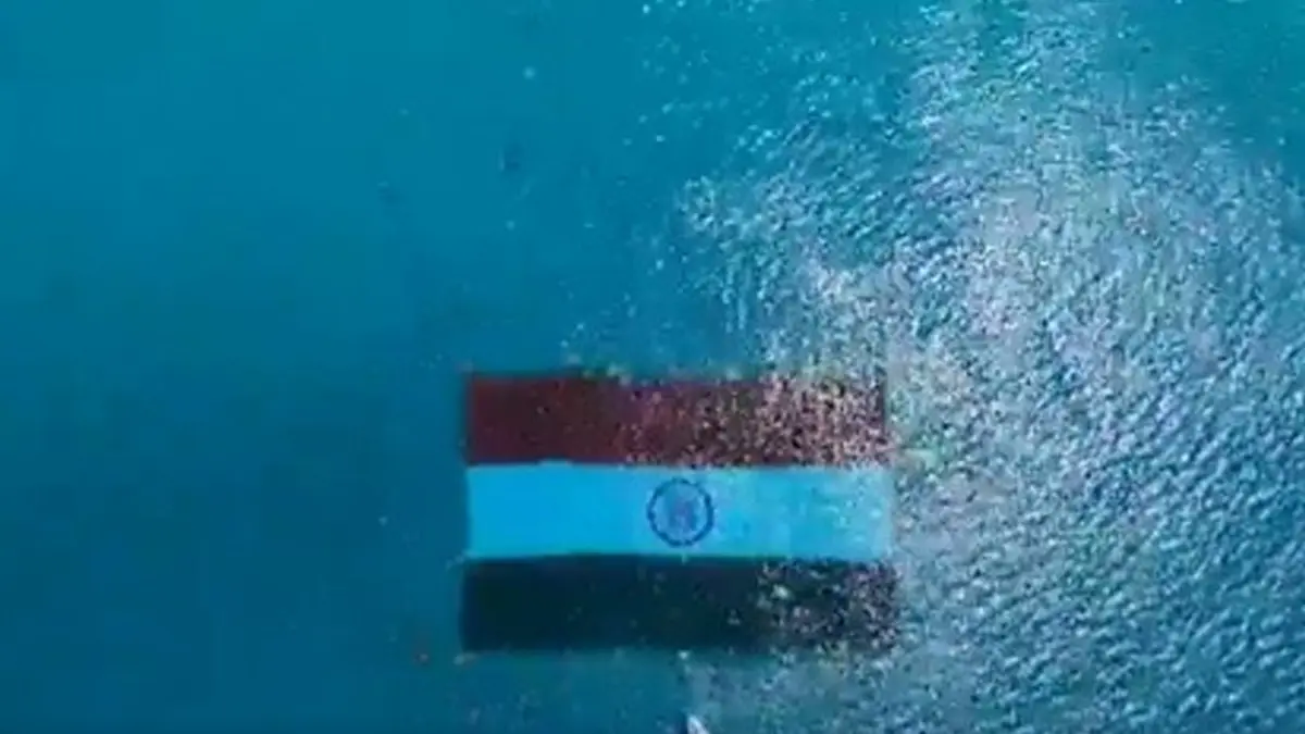 India Scripts History by Unfurling Largest Underwater National Flag at Andaman’s Radhanagar Beach, Sets Guinness World Record India Scripts History by Unfurling Largest Underwater National Flag at Andaman’s Radhanagar Beach, Sets Guinness World Record