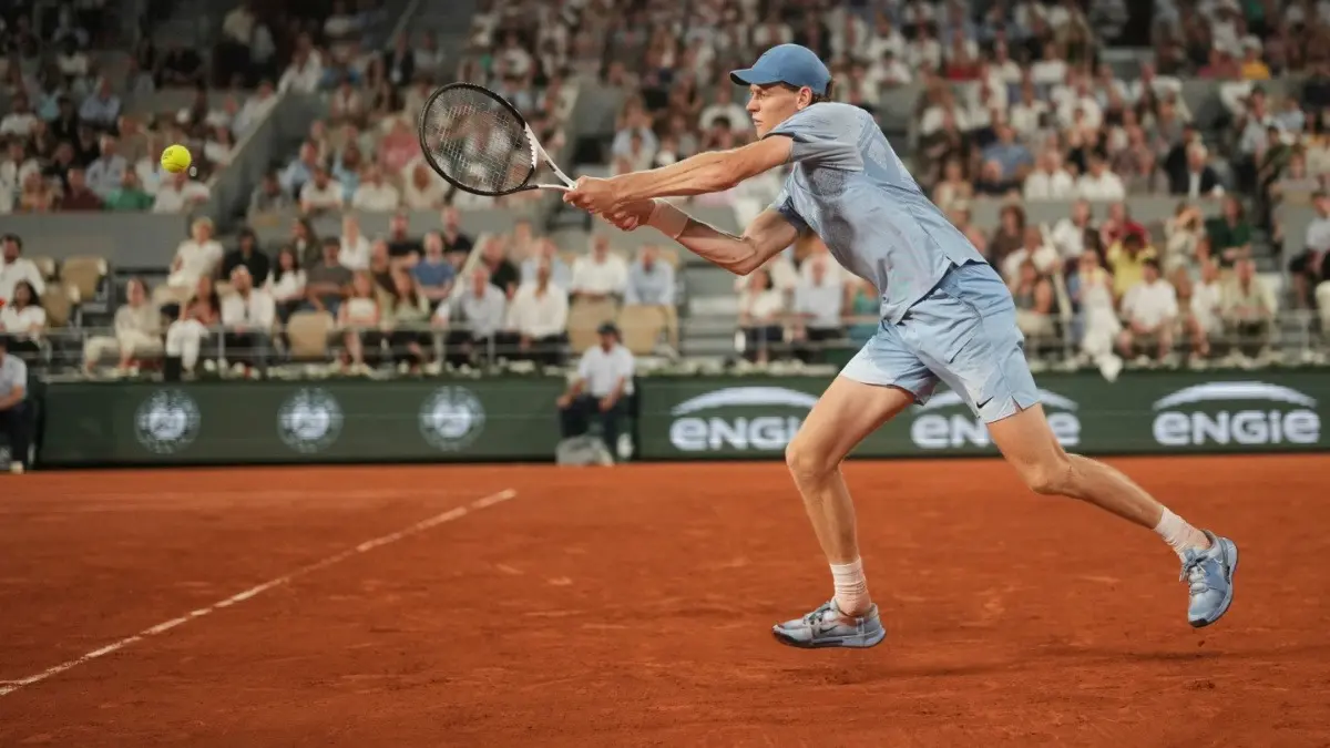 World No. 1 Jannik Sinner Starts French Open 2026 Campaign With Commanding Victory Over Clement Tabur Jannik Sinner in action