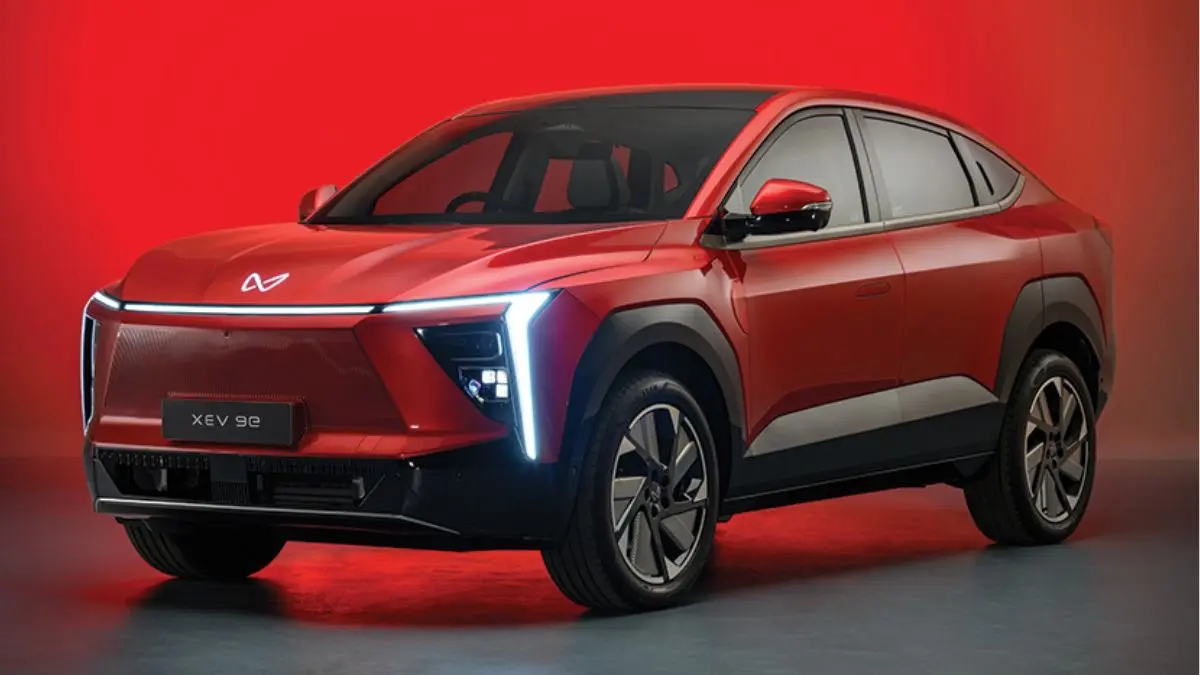 Auto Major Mahindra & Mahindra Shares Surge Over 2% After 48% Jump In Q4 Consolidated Profit M&M Share Price