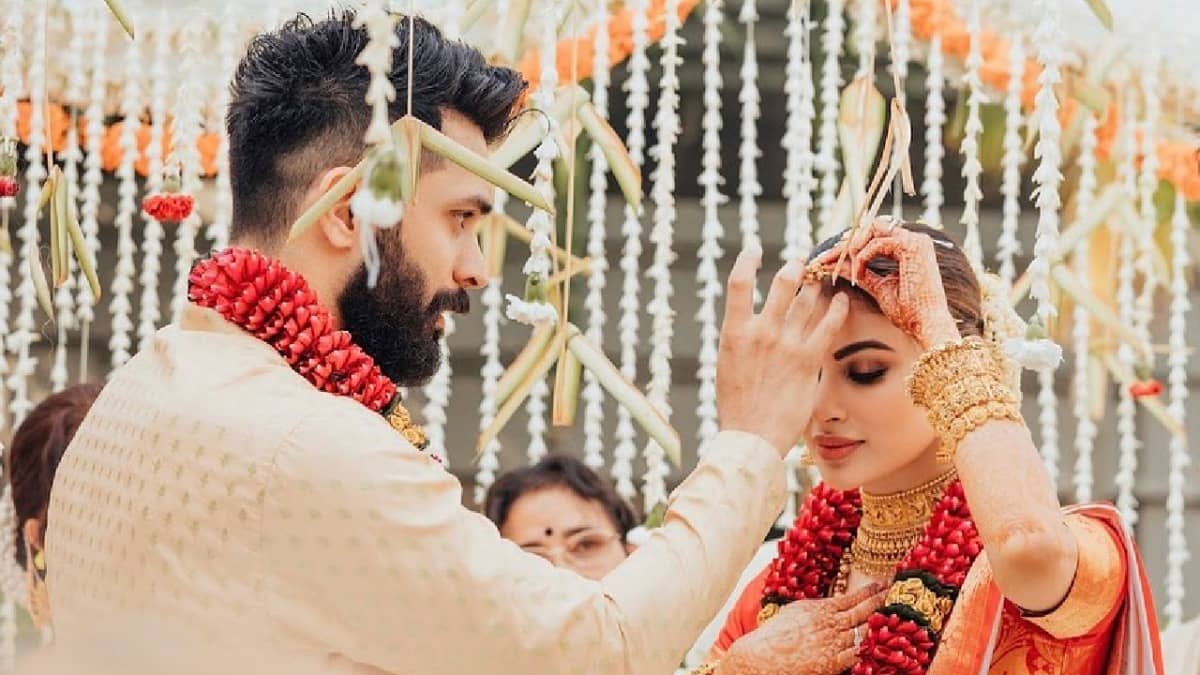 Mouni Roy-Suraj Nambiar