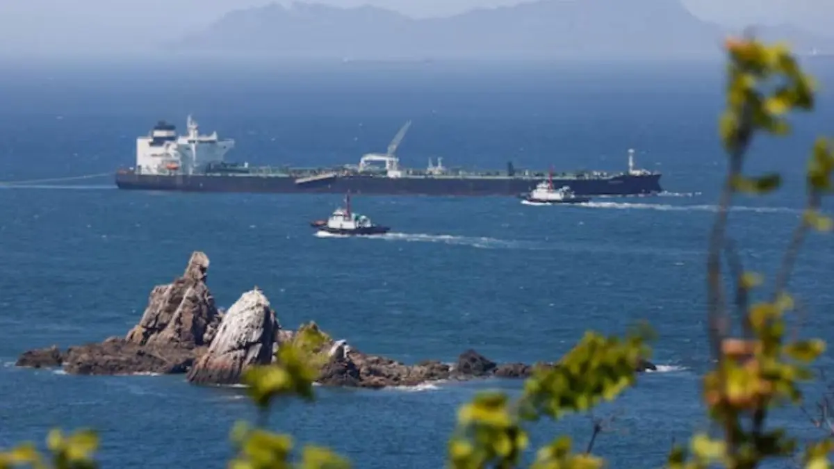 Oil Jumps $3/Barrel As Trump-Iran Peace Talks Collapses, Strait of Hormuz Crisis Deepens Oil Jumps $3/Barrel As Trump-Iran Peace Efforts Collapses, Strait of Hormuz Crisis Deepens