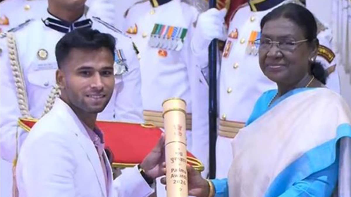 Paralympic gold medallist Praveen Kumar honoured with Padma Shri