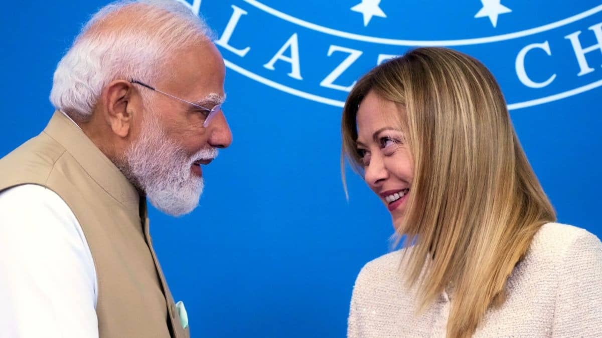 PM Modi Italy Visit: जब PM मोदी के सामने चेहरे पर मुस्कान विखेर जॉर्जिया मेलोनी ने बोली हिंदी तो सब चौंके, जानिए क्या कहा, VIDEO