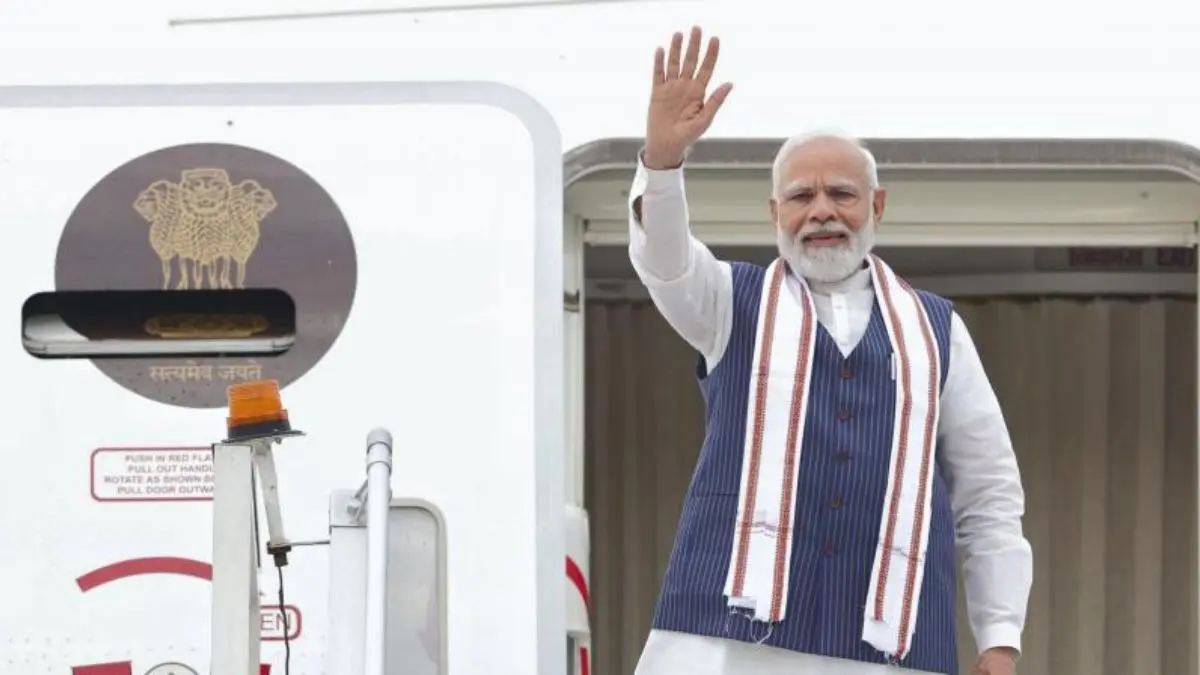PM मोदी 5 देशों की यात्रा पर रवाना, पहला पड़ाव UAE... ऊर्जा सुरक्षा पर बड़ी डील संभव, जानें और कहां-कहां जाएंगे? PM Modi To Embark On 5-Nation Diplomatic Tour Focused On Trade, Energy Security & Strategic Partnerships