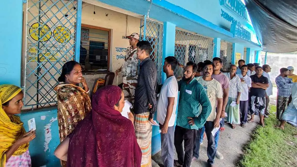 West Bengal Polls: BJP Predicts Victory After Record Turnout, Congress Says 'Thuggery' Over Heavy Security Buildup West Bengal Polls: BJP Predicts Victory After Record Turnout, Congress Says 'Thuggery' Over Heavy Security Buildup