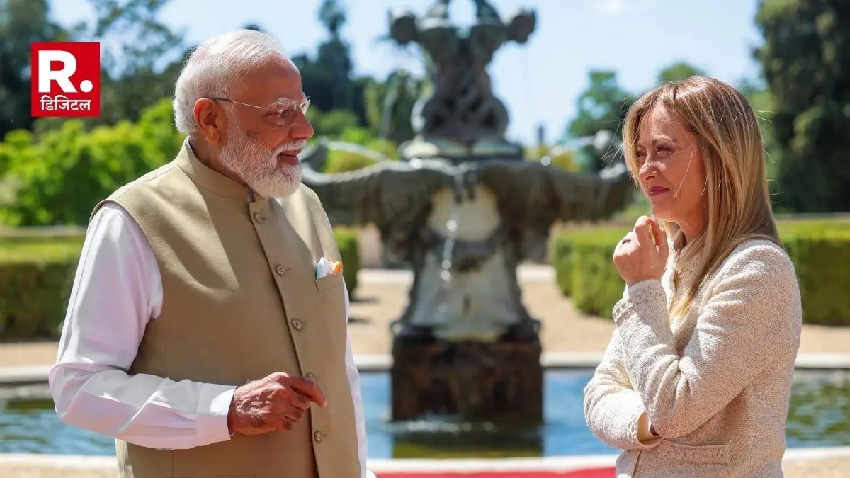 PM मोदी के इटली दौरे ने दुनियाभर में बटोरी सुर्खियां... तो जानिए भारत-इटली के बीच किन चीजों का होता है व्यापार? COVID के बाद कैसे बढ़ा ट्रेड Prime Minister Narendra Modi in a conversation with Italian Prime Minister Giorgia Meloni