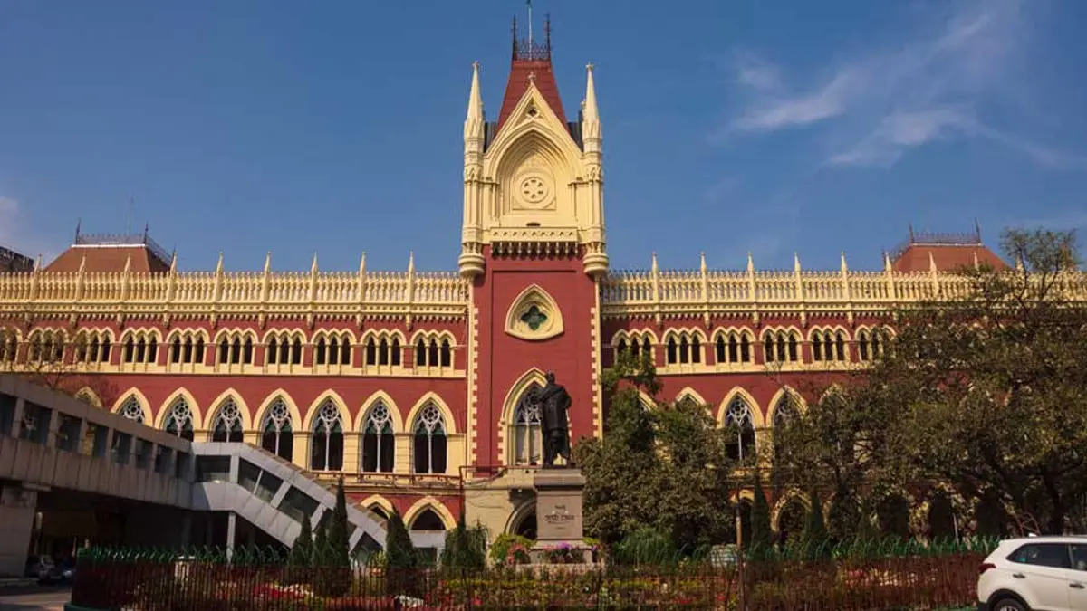 Professor Wrongfully Sentenced To 20 Years Of Imprisonment In 16-Year-Old Girl's Rape Case Acquitted By Calcutta HC Professor Wrongfully Sentenced To 20 Years Of Imprisonment In 16-Year-Old Girl's Rape Case Acquitted By Calcutta HC